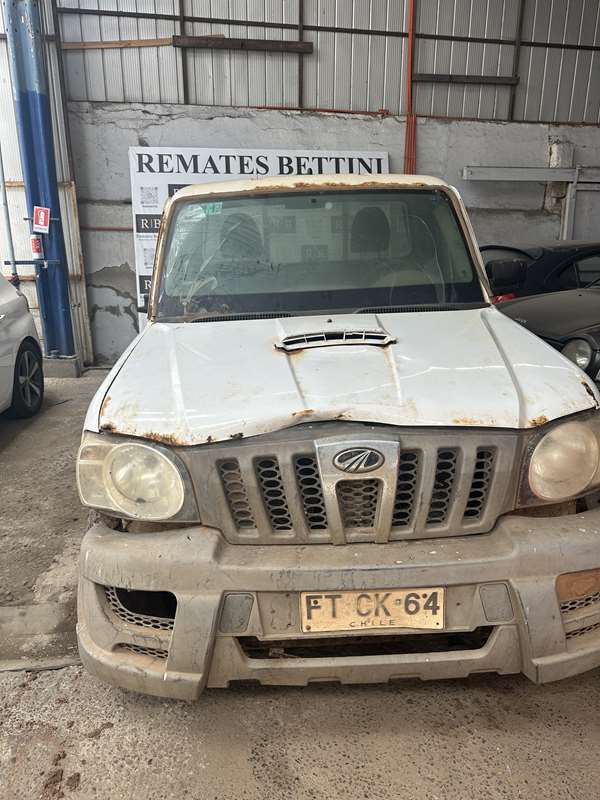 10.- MAHINDRA, MODELO XL 2.6, PATENTE FTCK.64-1, A&Ntilde;O 2013